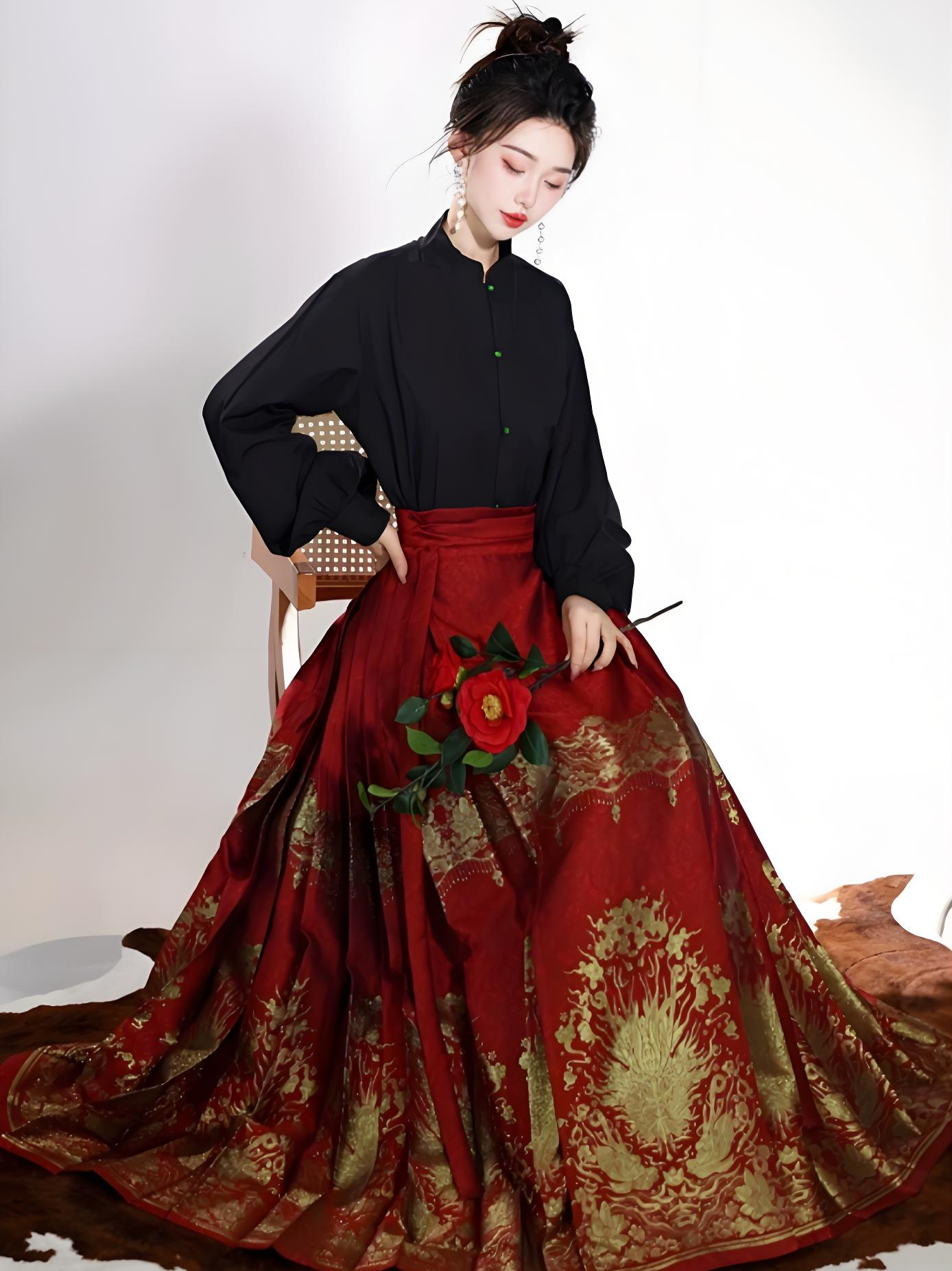 Red Horse Face Skirt