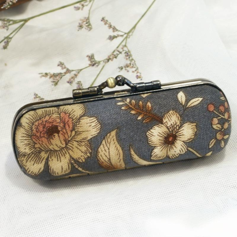 Oriental Lipstick Box
