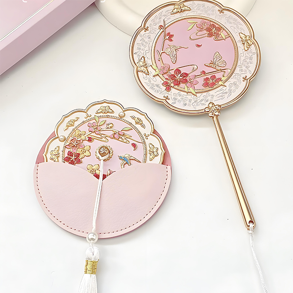 Peach blossom mirror