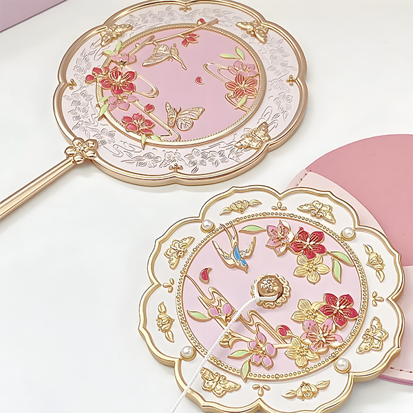 Peach blossom mirror
