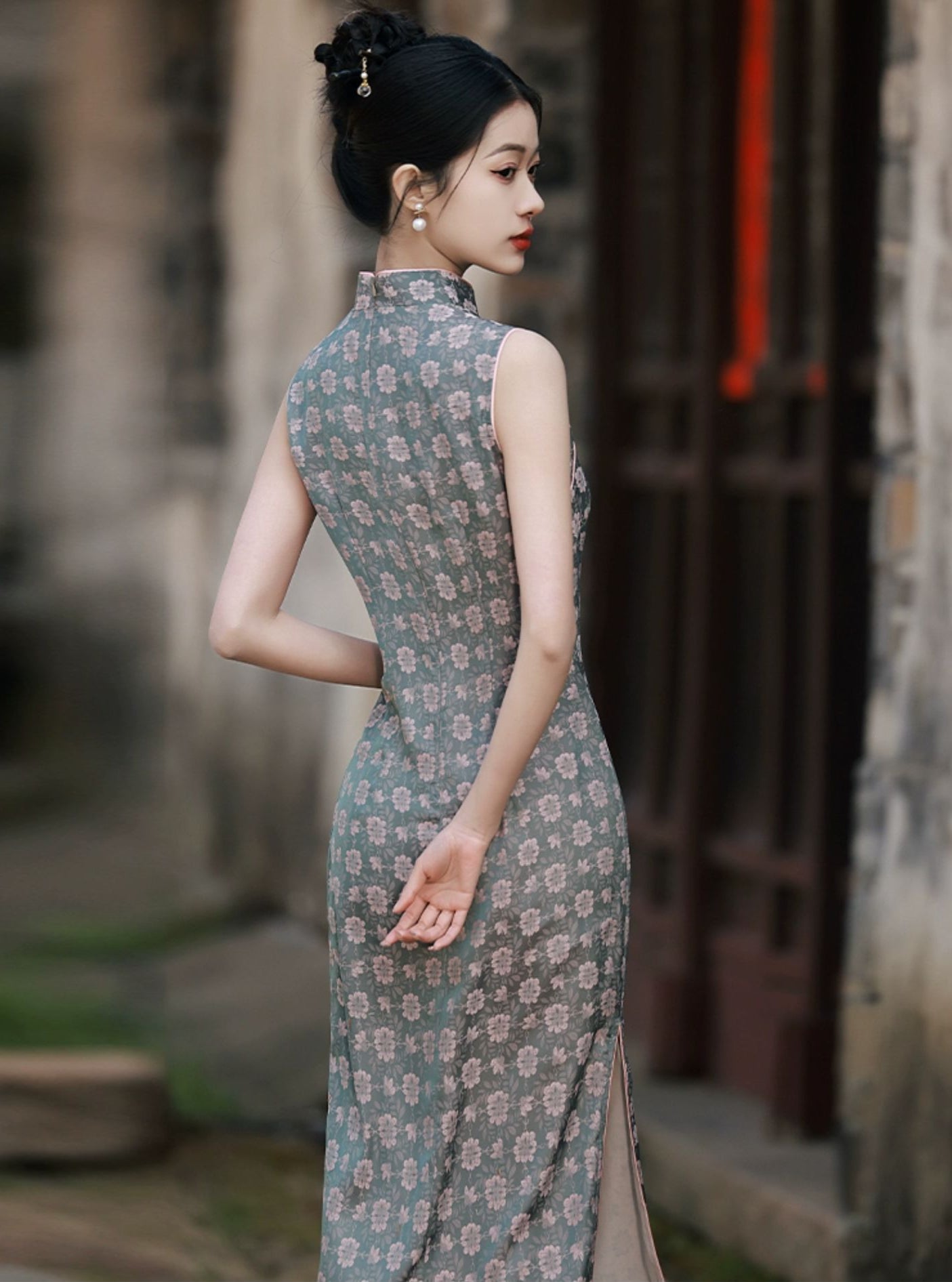 New Chinese qipao with long sleeves and slimming summer qipao