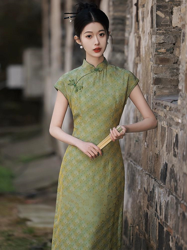 New Chinese green Slim summer cheongsam