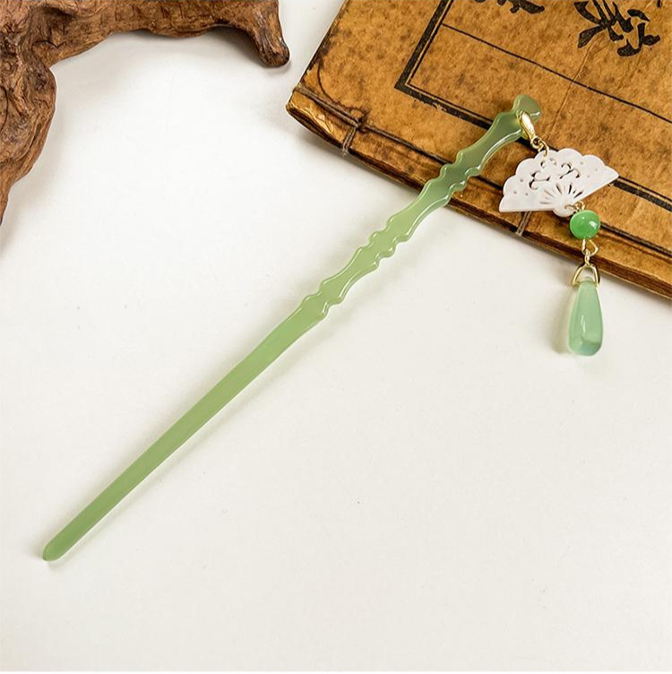 Spring Limited Edition Tassel Hairpin