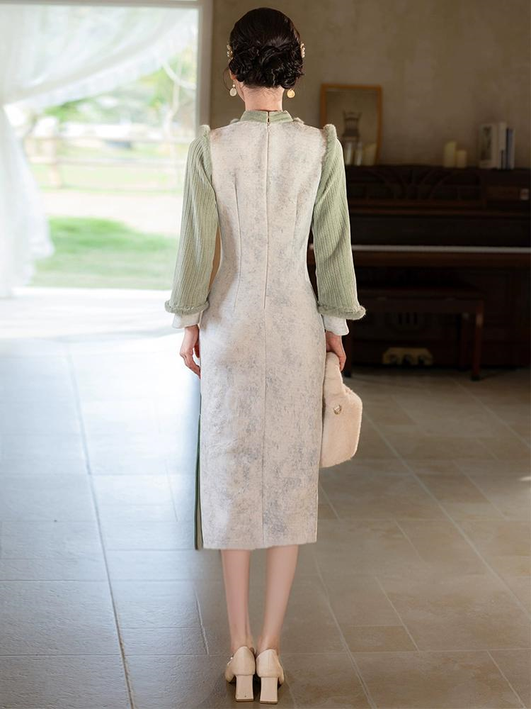 New Chinese Green Long-Sleeved Thickened Cheongsam