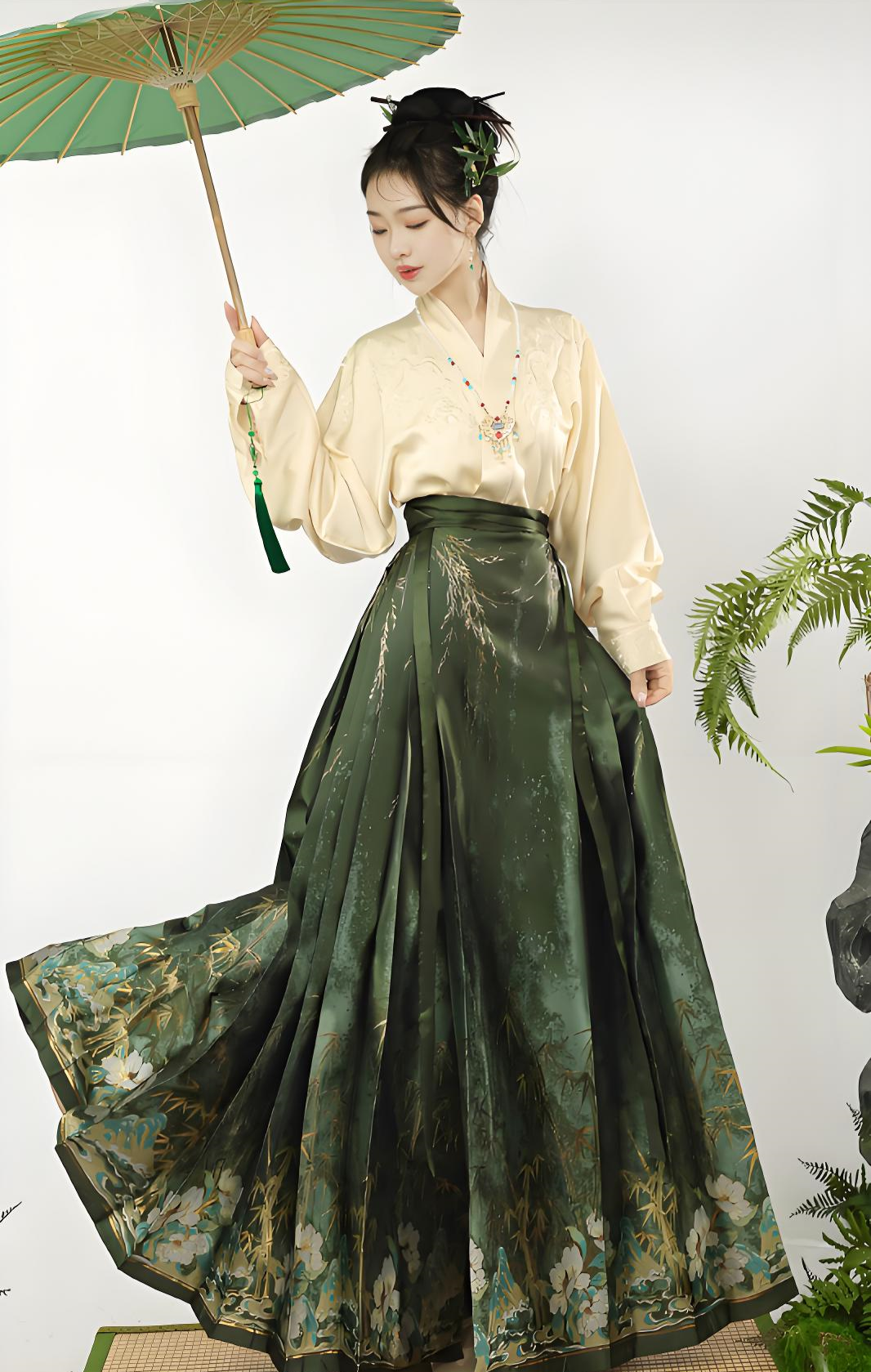 Green Horse Face Skirt